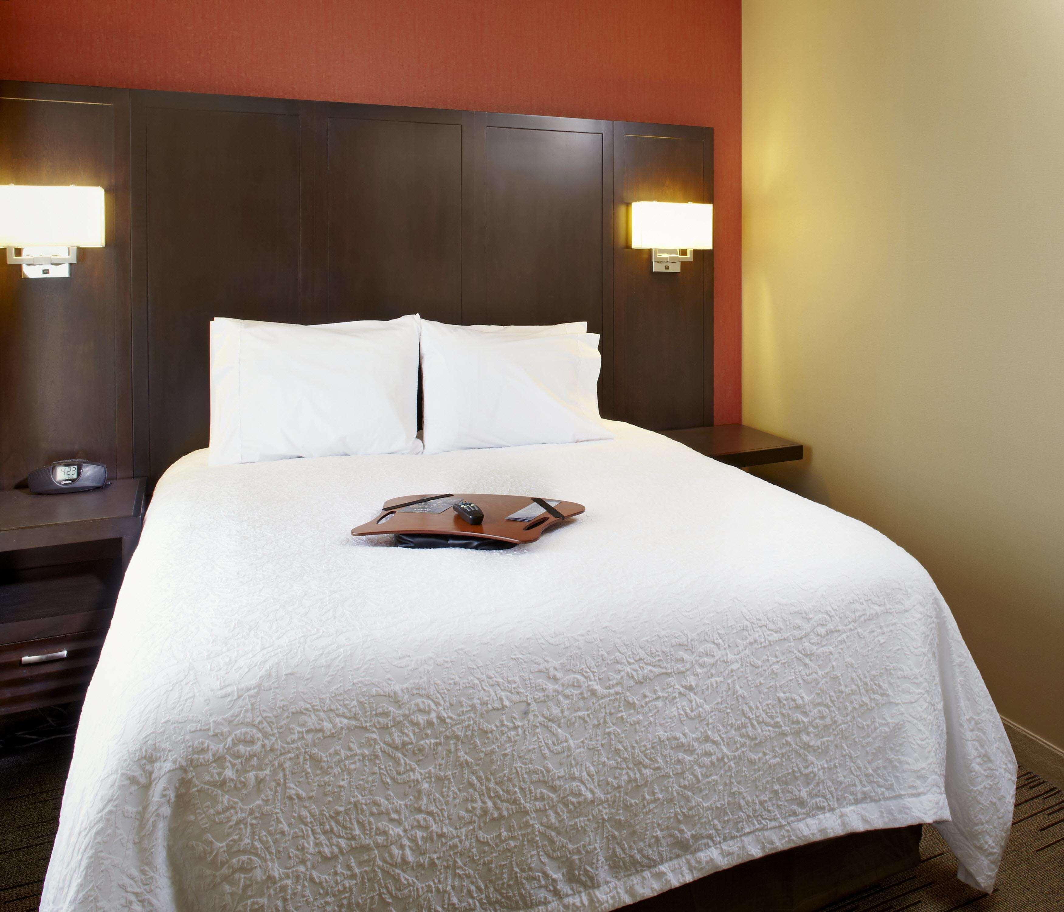 Hampton Inn Phoenix - Biltmore Bilik gambar